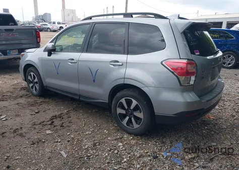 2017 Subaru Forester 2.5I Premium из США, поврежденный, VIN JF2SJAEC9HH540587
